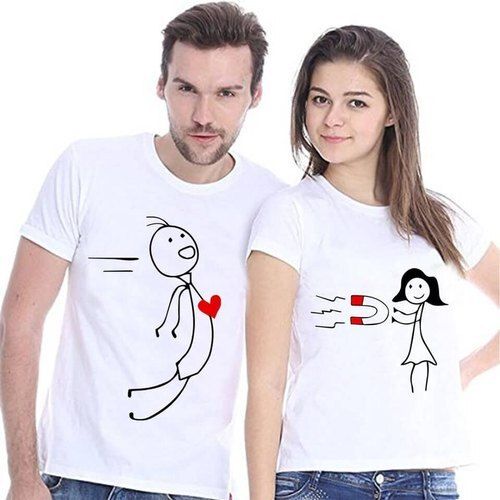 Casual Wear Round Neck Regular Fit Short Sleeve Printed Cotton Couple T-Shirt Chest Size: 38 Inche