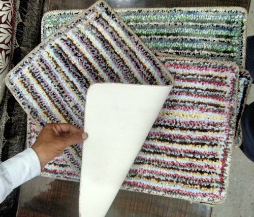 Robin Handloom मल्टीकलर रबर डोर मैट, शेप: रेक्टेंगल, साइज़: 40*60