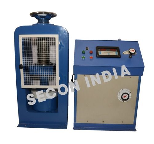 Compression Testing Machine With 200 Ton Capacity Gender: Male