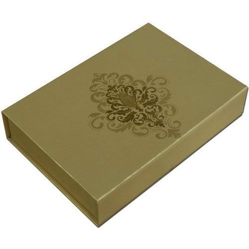 Green Glossy Laminated Rectangular Cardboard Kraft Paper Sweets Packaging Box