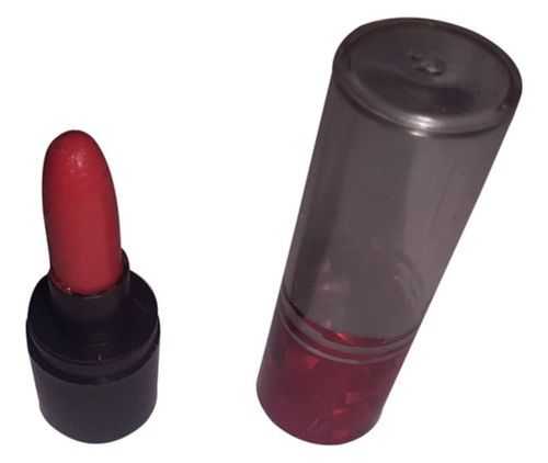 Red Color Lipstick Ladies Cosmetic Cutting Thickness: Different Available Millimeter (Mm)