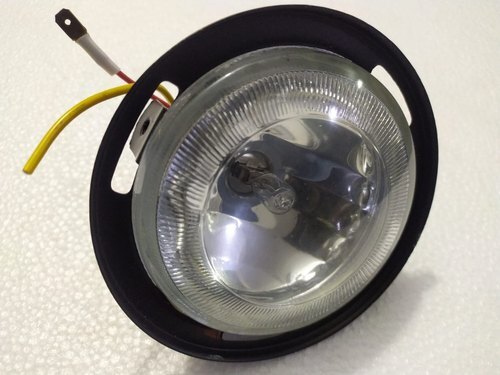 Visibility Weather Resistance Metal And Glass 4-wheeler Tata Tiago Fog Lamp Body Material: Plastic