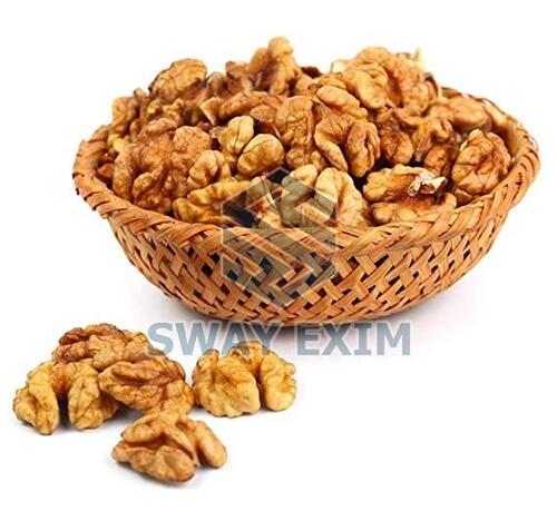 Silver Delicious Rich Fine Healthy Natural Crunchy Taste Dried Organic Brown Walnuts