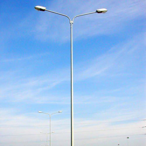 Mild Steel Street Light Poles For Outdoor, Size 8M - 30M 