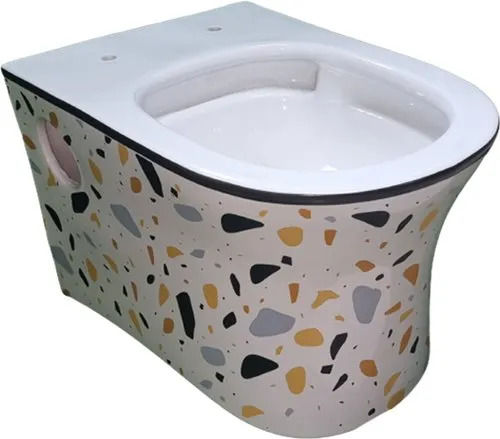 Skin Friendliness Impeccable Finish Crack Resistance Printed Western Toilet Seat Application: Door Fittings