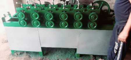 Brown Shutter Rolling Machine 