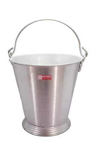 Aluminium bucket 