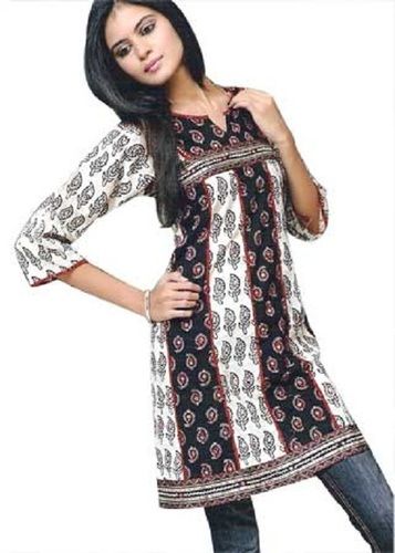 Ladies Printed Quarter Sleeve Round Neck Cotton Casual Designer Kurtis