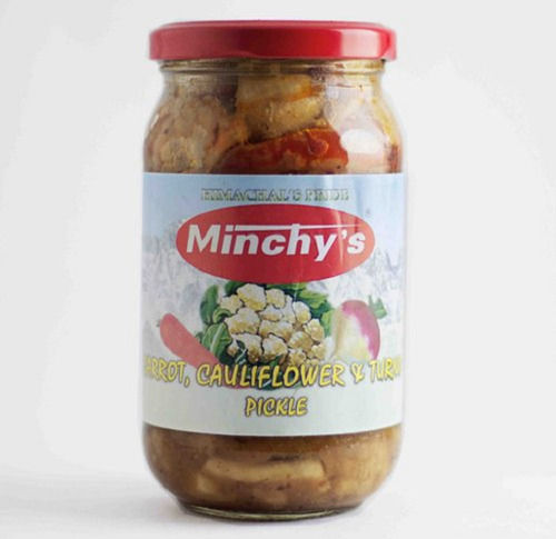 Minchy's 100% Vegetarian Sweet And Sour Carrot, Cauliflower And Turnip Pickle, 500 GM