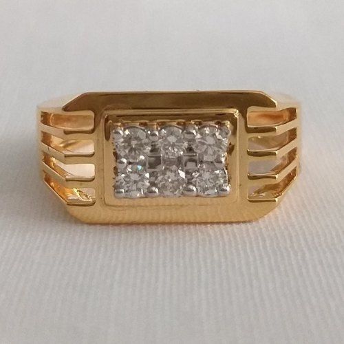 Premium Quality Daily Wear 18 Karat Gold Solitaire Diamond Rings For Men