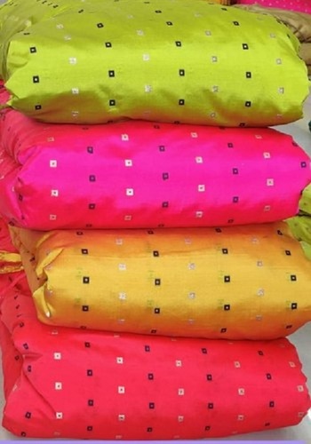Soft And Smooth Width 43inch Taffeta Printed Silk Fabric Use For Women Suit