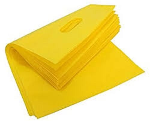 Water Resistant And Attractive D Cut Plain Shopping Non Woven Carry Bags