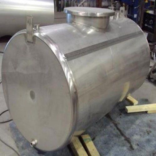 Round Shape Frp Chemical Storage Tanks, 8-65 Mm Wall Thickness