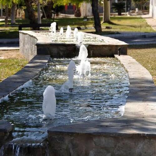 Mild Steel Outdoor Water Nozzle Fountains For Mall, Garden And Restaurant