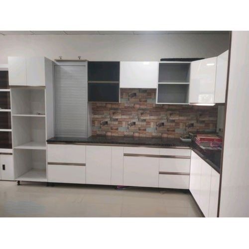 Long Lasting Durable Designer Wooden Modular Kitchen