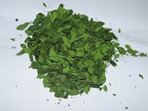 White Green Madurai Moringa Oleifera Dry Leaves