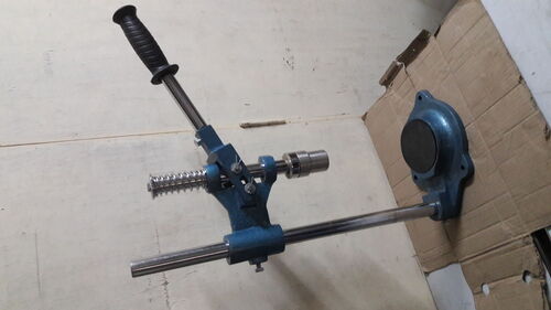 Heavy Duty Manual Crown Capping Machine