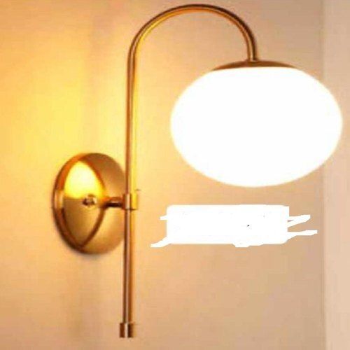 69 Watt Metal Wall Light For Home And Hotel Use, Wall Mounted