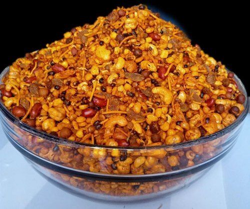 Fresh Spicy Mix Namkeen With Salty And Crispy Texture