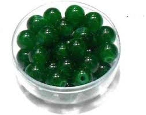 Lightweight Polished Finish Round Shape Small Green Colored Glass Beads