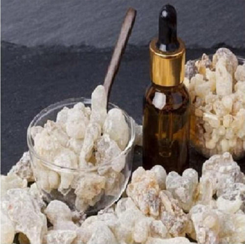 Pure And Natural Frankincense Oil For Aromatherapy And Medicine Use