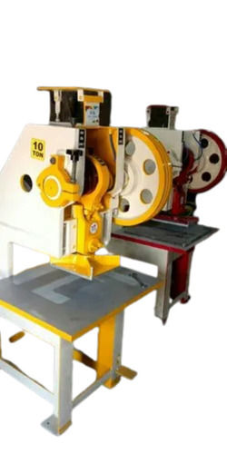 24X26X66 Inches High Efficiency Heavy Duty Slipper Making Machine Capacity: 16 Pcs/Min