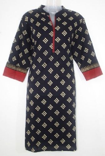 Ladies 3/4th Sleeve Round Neck Casual Wear Cotton Bandhej Print Kurtis