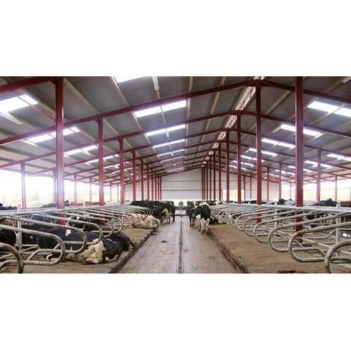 Red And Grey Withstand Harsh Weather High Impact Strength Mild Steel Dairy Farm Sheds