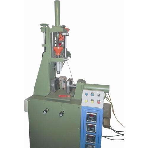 360 Volts Semi Automatic Injection Molding Machine