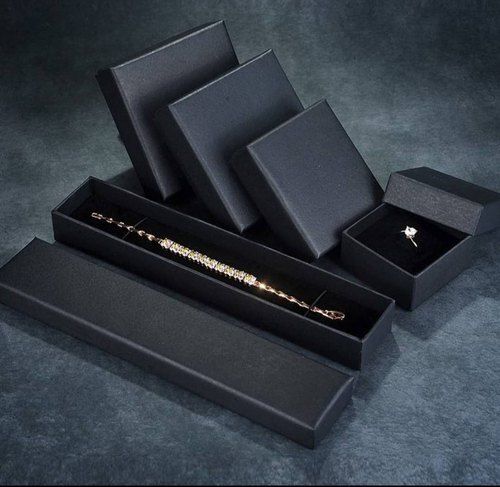 Modern Design Black Top Bottom Jewellery Box