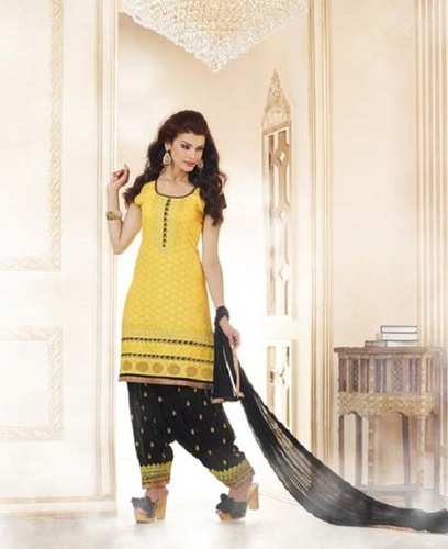 White Salwar Colour Combination//New Punjabi Suits | New punjabi suit,  Punjabi suits, Women