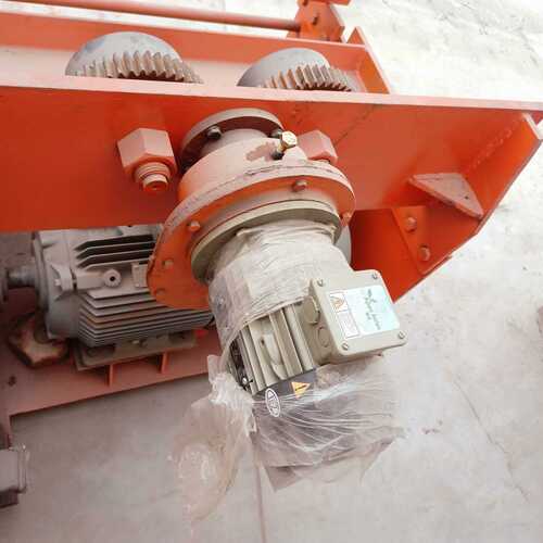 Electric Wire Rope Hoists For Construction Usage, Capacity 10 Ton 