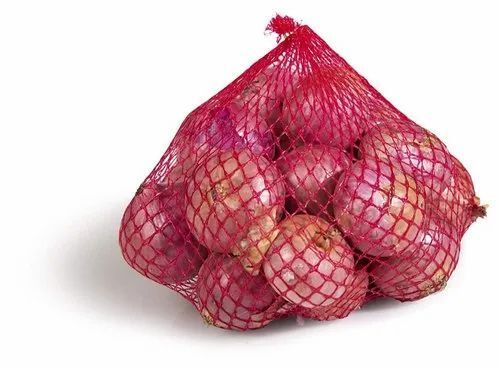 100% Organic Red Onion For Vegetables With 3 Months Shelf Life And 55 Mm Size