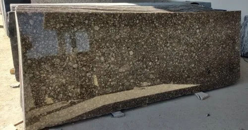 Dust Resistance Polished Rectangular Copper Silk Granite Slab (15-20 mm)