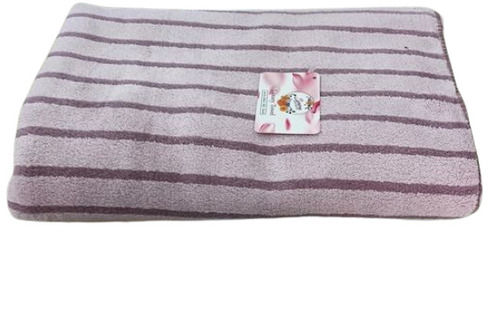 Rectangular Ultra Soft And Washable Striped Microfiber Bath Towel (30x 60 Inch)