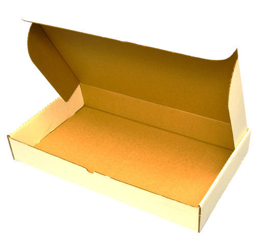 Brown Kraft Paper Rectangle Shape Medium Size 3 Ply Corrugated Box