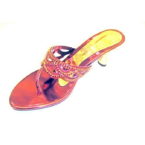 Lightweight Ladies Party Wear Pink With Golden Fancy Slipper Comfortable To Wear