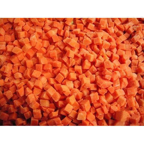 Good For Health Pesticide Free No Artificial Color Cylindrical Fresh Carrot