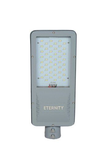 Solar Led Street Light For Garden And Road Use