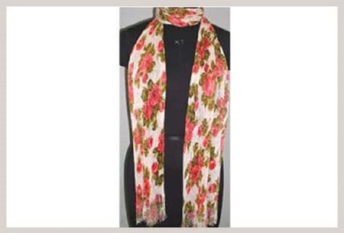 Ladies Casual Wear Skin Friendly Lightweight Printed Designer Neck Scarves