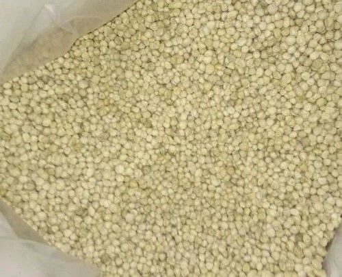 Peeled Drumstick Seed With Packaging Size 25 Kg And 1 Year Shelf Life Size: Different Available