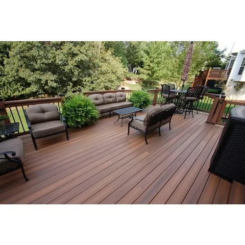 काला आयताकार आकार और 19 मिमी मोटाई वाली बेलियन डेकिंग फ़्लोर टाइल 3 फीट लंबाई के साथ