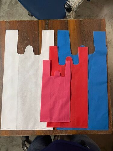 Multicolor Eco-friendly W Cut Non Woven Shopping Carry Bags