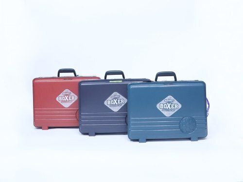 Plain Pattern Plastic Material Centre Lock Suitcase For Luggage