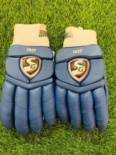 Strap Polyurethane Cricket Batting Gloves For Sports