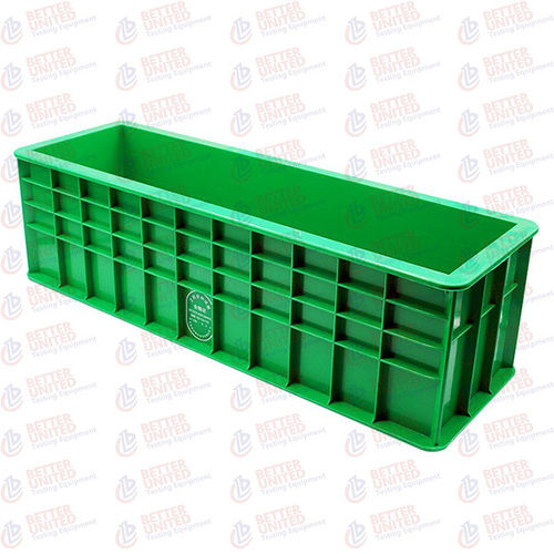 Plastic Beam Moulds (Black and Green)