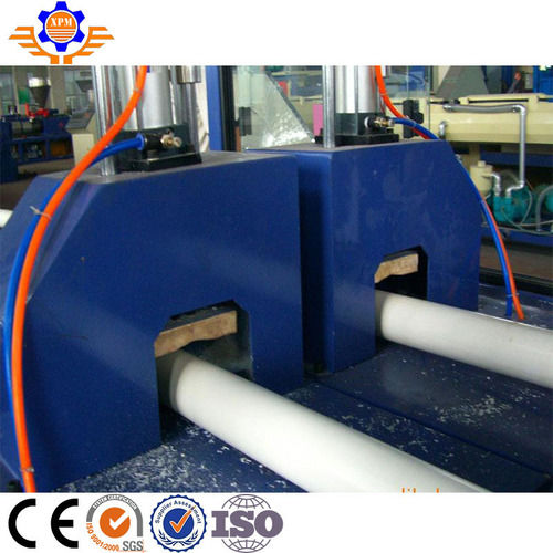 15AC PVC Pipe Extrusion Line Plastic Pipe Making Machines With Saw Blade Cutting