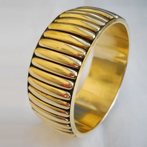 Golden Finish Brass Bracelet With Round Shape and Rust Resistant