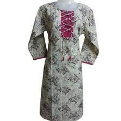 Ladies Printed Grey 3/4 Th Sleeve Breathable Casual Wear Cotton Kurtis