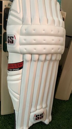 Strap Closure Type Cricket Batting Leg Guard For Sports